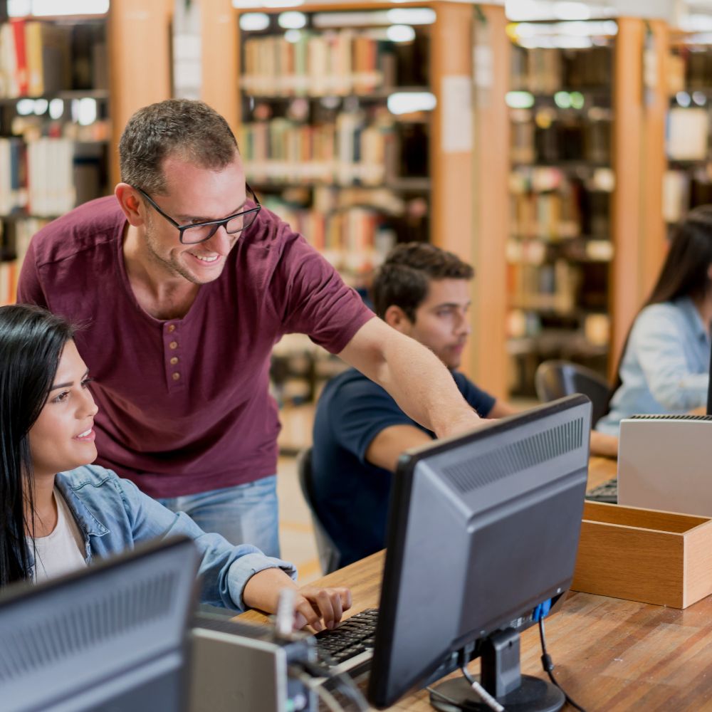υποστήριξη φοιτητικών εργασιών
